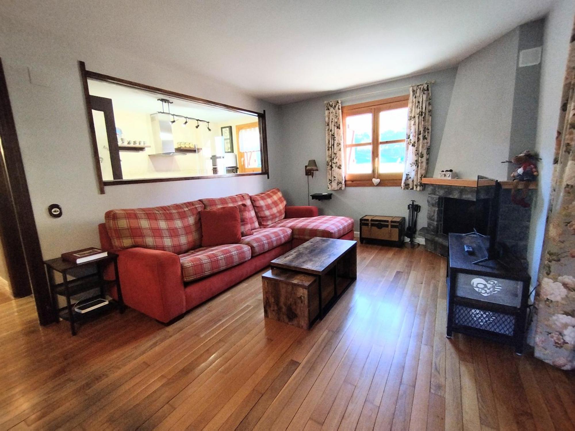 Appartamento Check-In Casas Cumbre De Benasque Eriste Esterno foto